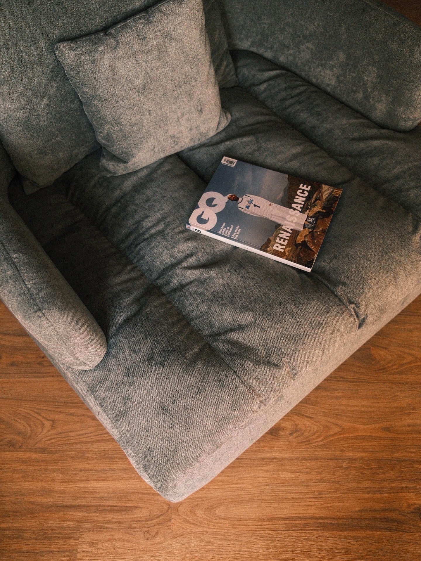 Soft landing chair